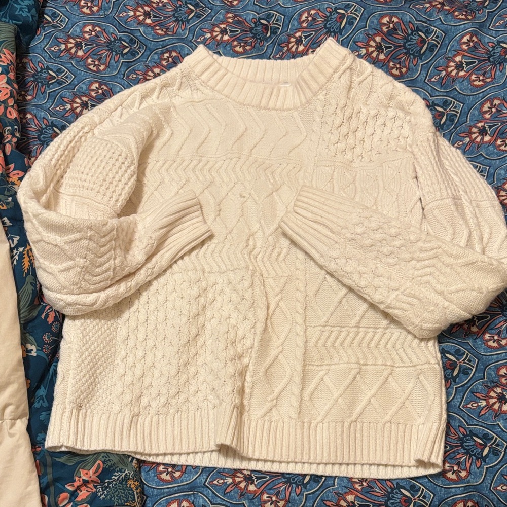 Time and Tru Women's Textured Cream Sweater